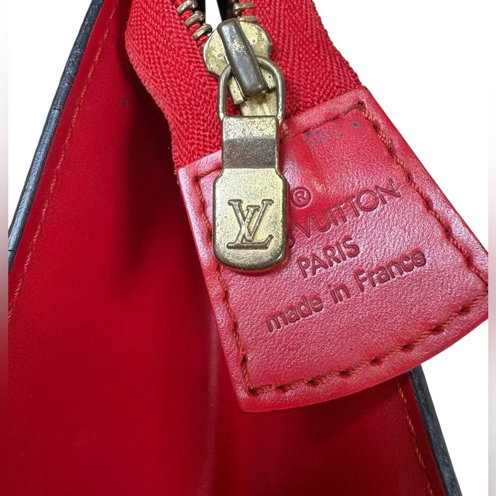 A-1CS-2A: LOUIS VUITTON Trousse Crete Epi Leather Clutch Bag, EUC